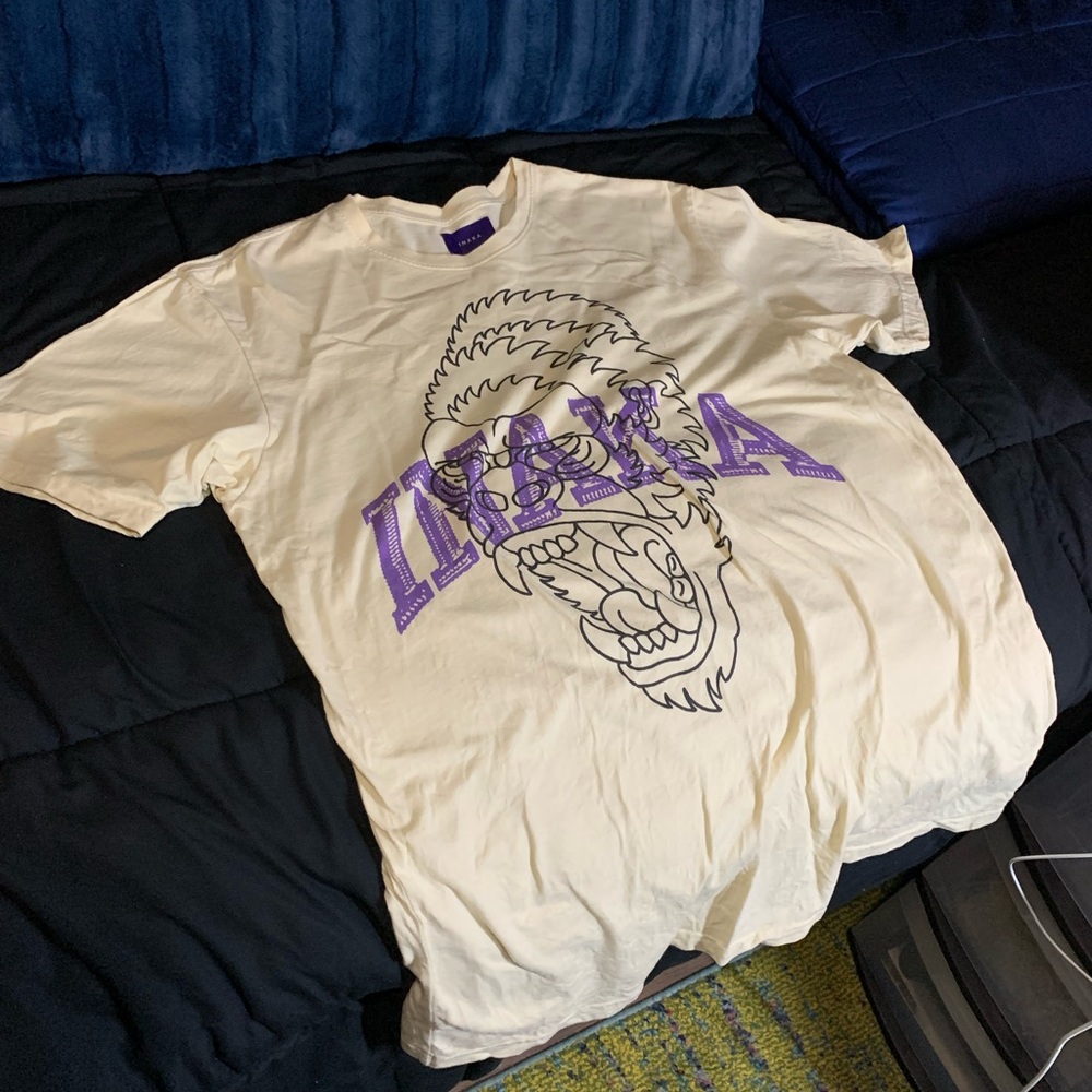 Inaka power shirt slight damage on back